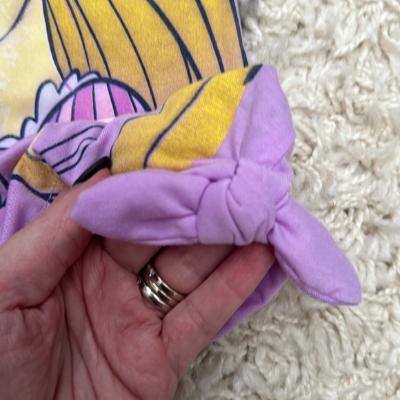 Two Disney Princess tops size 7-8 girl. - Picture 4 of 7